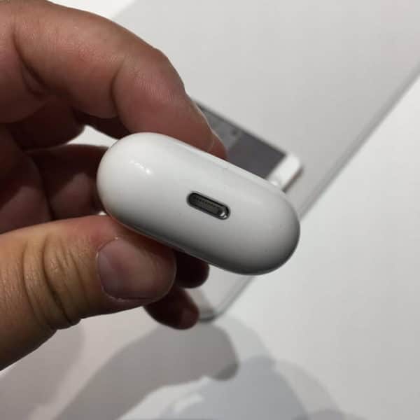 airpod cleaning putty